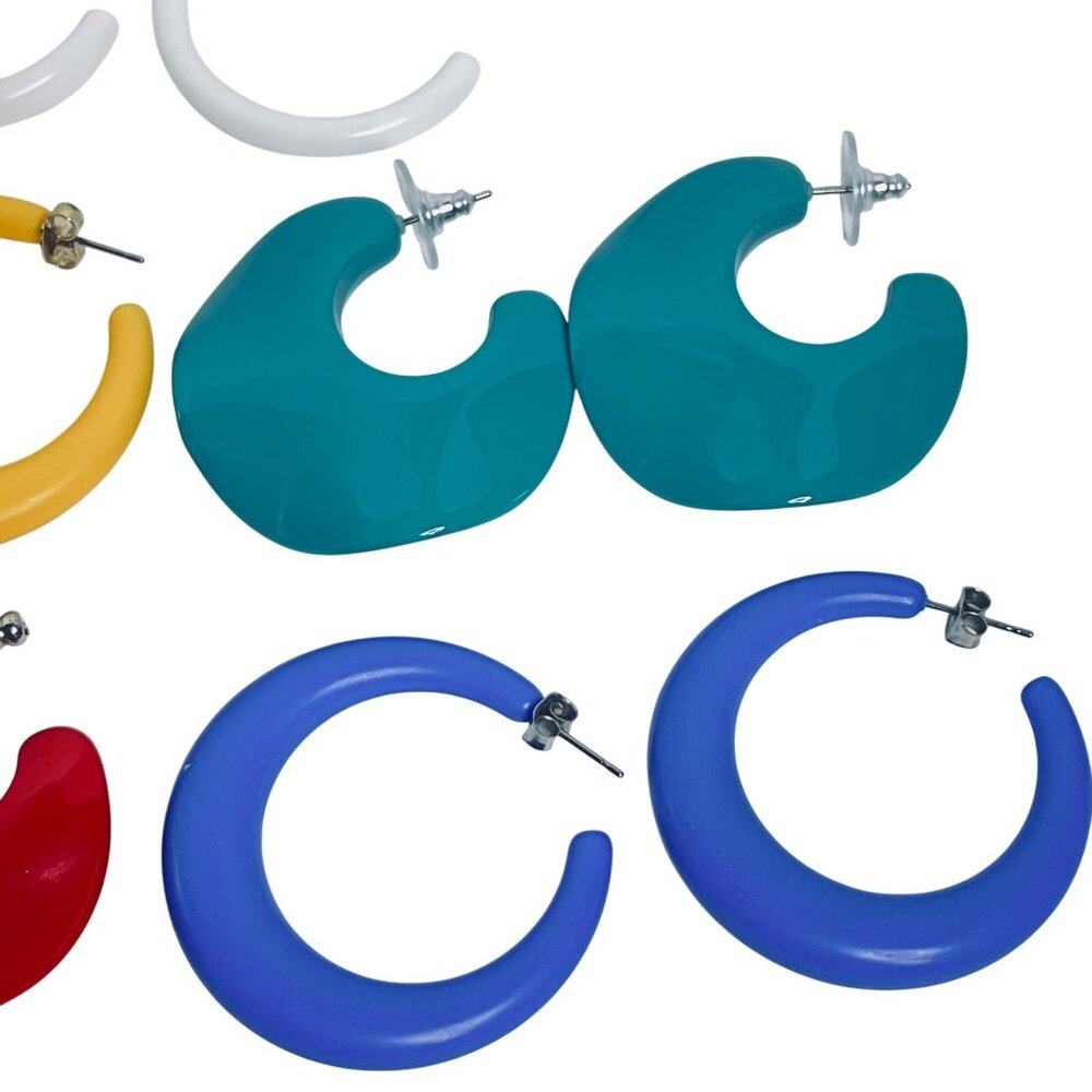 Lot Of 5 Large Plastic Hoop Pierced Earrings (6109) - Picture 4 of 4